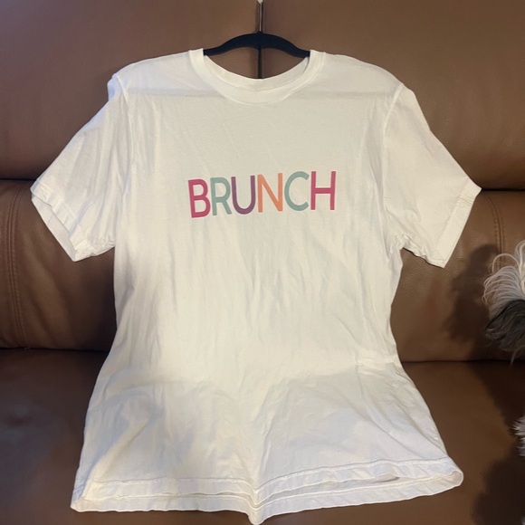 WOMENS WHITE BRUNCH TSHIRT PREOWNED - Picture 1 of 4